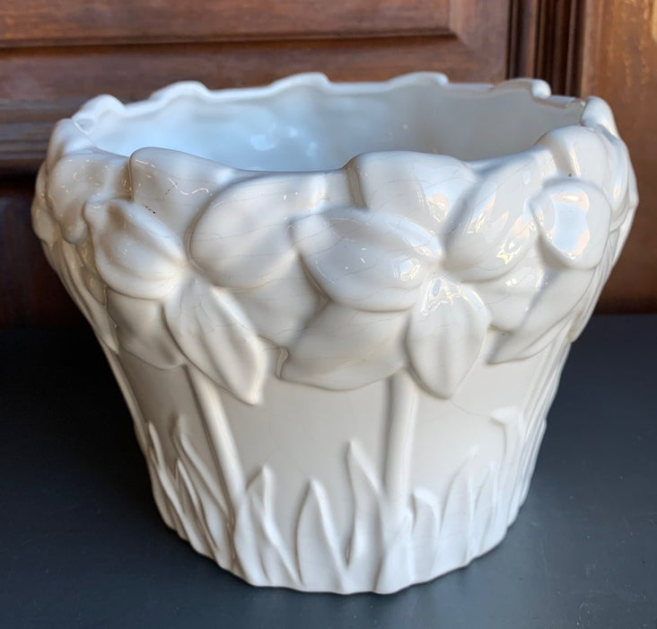 PORTUGUESE WHITE GLAZED FLORAL RELIEF POT