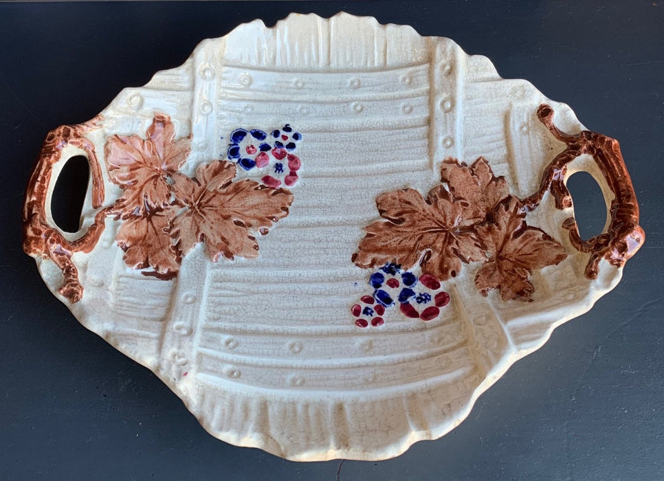 MAPLE LEAF DISH WITH DARK BLUE FLOWERS