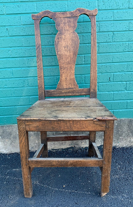 EARLY 18TH CENTURY CHAIR