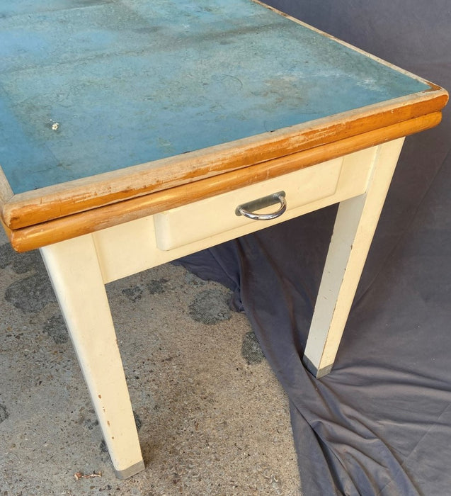 WHITE DRAW LEAF TABLE