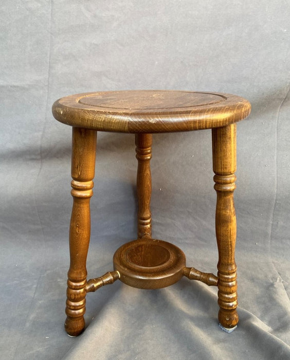 WOOD STOOL