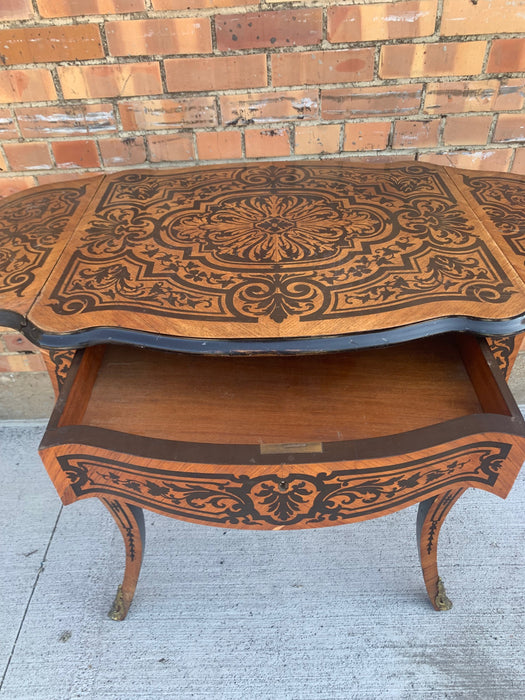 FRENCH INLAID DROP LEAF TABLE WITH ORMULU