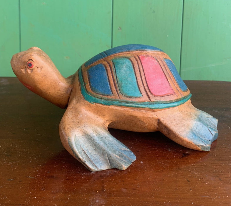 LARGE WOOD TURTLE FIGURE