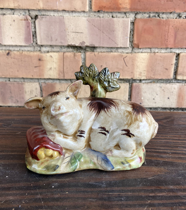 CERAMIC PIG - NOT OLD