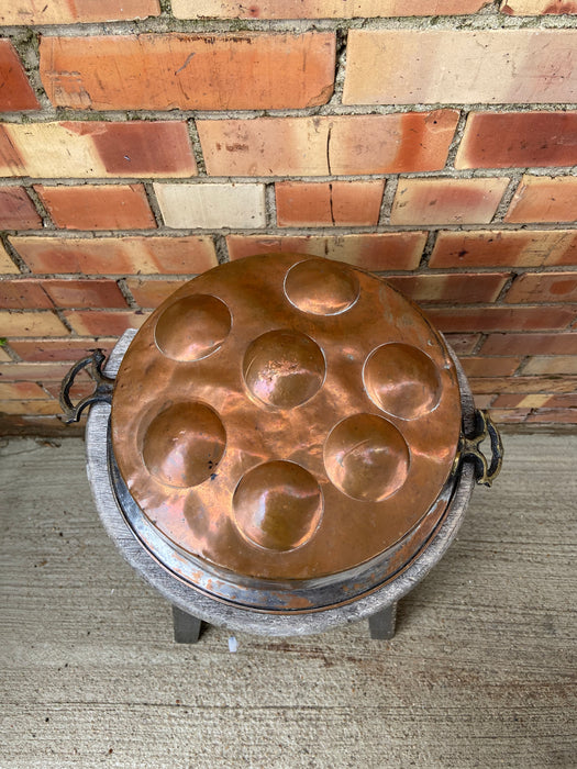 HAMMERED HANDLED COPPER EGG BOWL