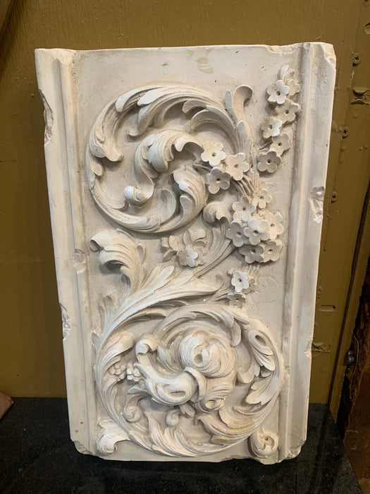 SMALL WHITE COMPOSITION ROCOCCO PANEL