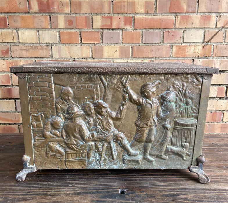 HAMMERED HANDLED BRASS COAL HOD WITH RELIEF OF PEOPLE