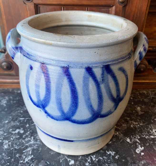 BLUE AND WHITE SALT GLAZED CROCK