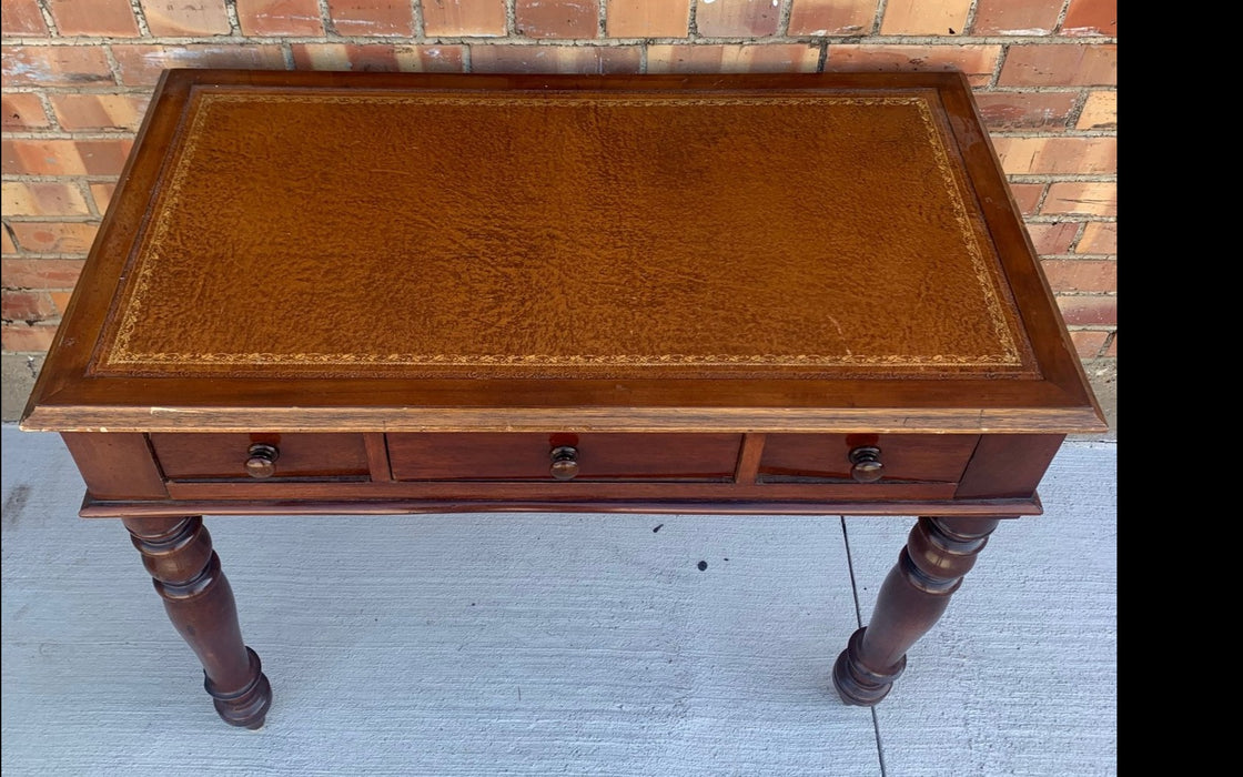 SMALL ANTIQUE WRITING DESK WITH LEATHER TOP
