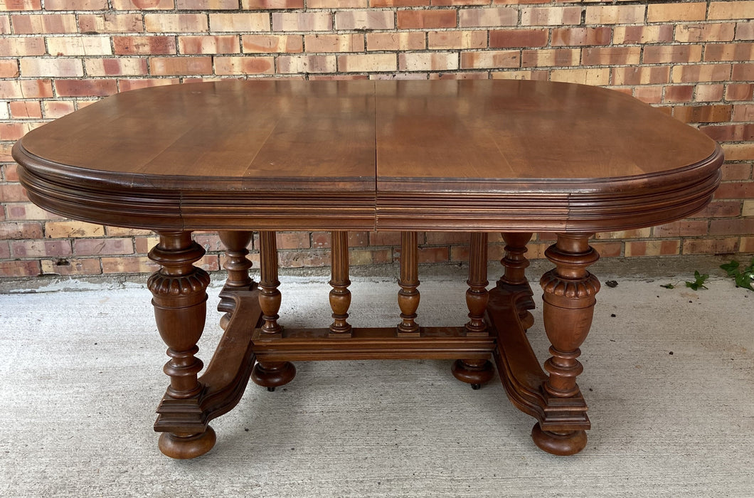 HENRI II WALNUT DINING TABLE