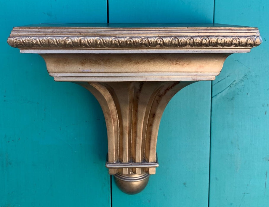 GOLD COMPOSITION WALL BRACKET