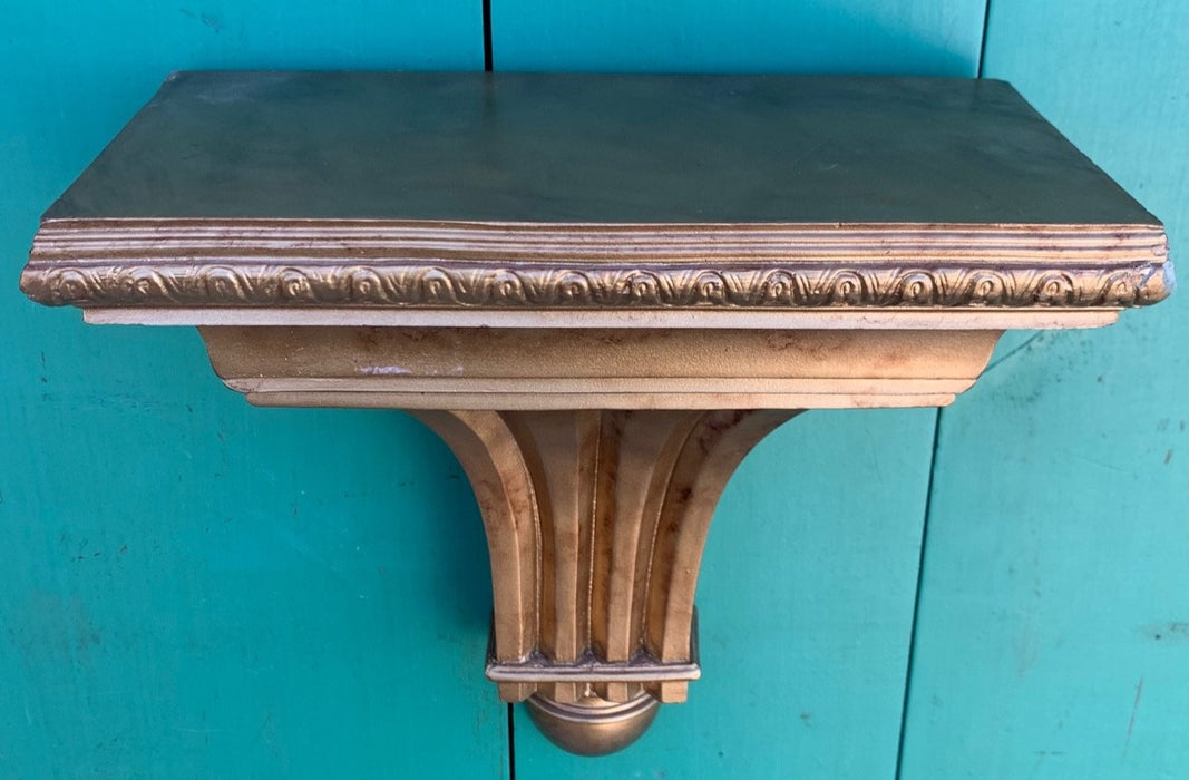GOLD COMPOSITION WALL BRACKET