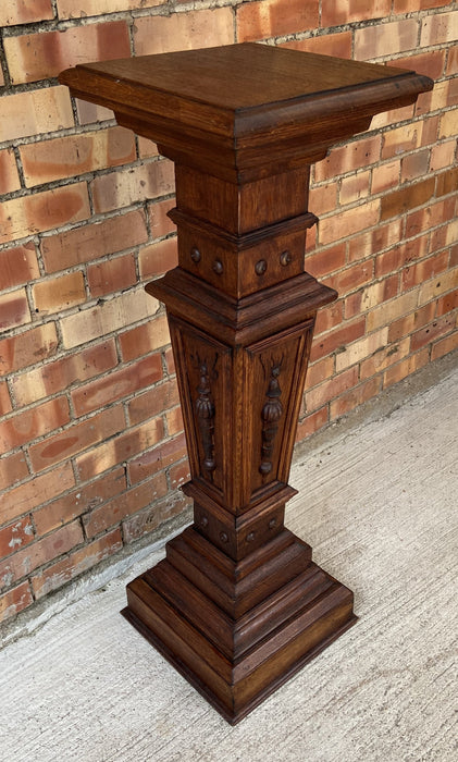 FLEMISH CARVED OAK PEDESTAL