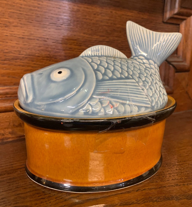 PORTUGUESE CROCK FISH TUREEN