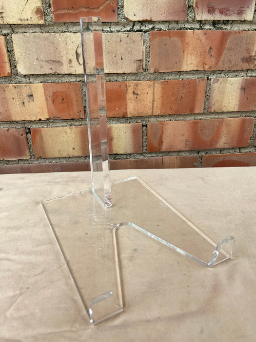 LUCITE PLATE STAND