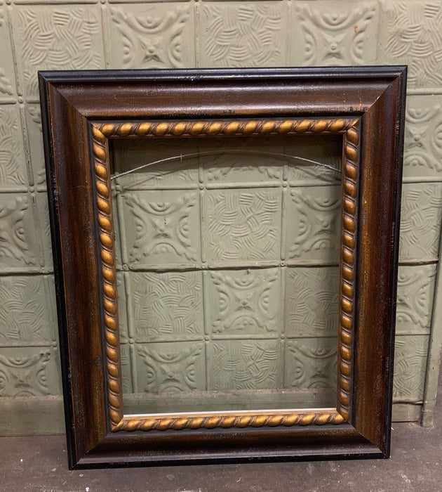 ROPED TRIM BROWN AND BLACK FRAME