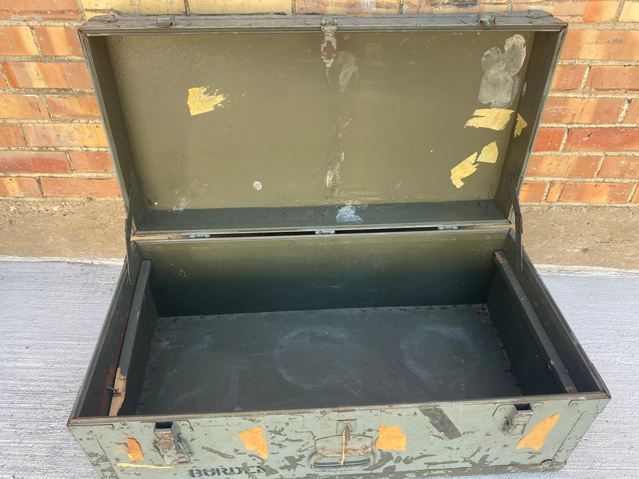 army vintage military foot locker