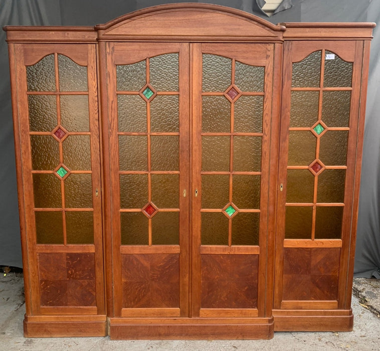 LARGE 4 DOOR OAK BOOKCASE WITH GOLD MULLIONED GLASS DOORS
