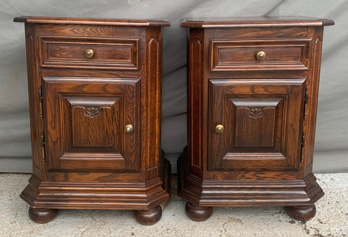 PAIR OF DARK OAK NIGHT STANDS WITH BUN FEET — Lots of Furniture