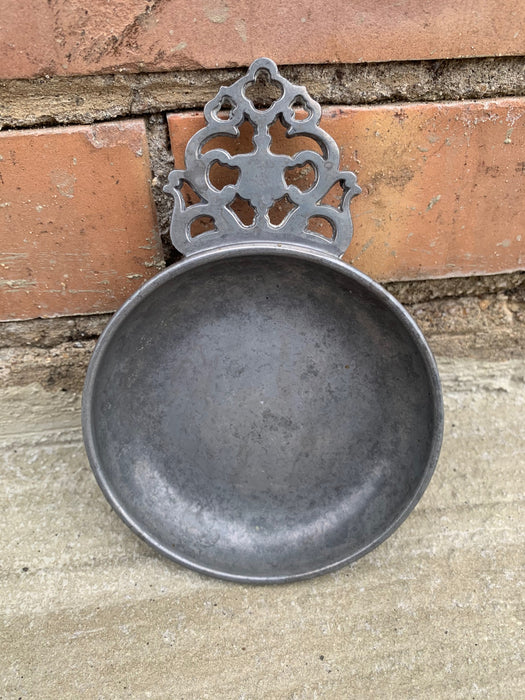 SMALL PEWTER DISH WITH HANDLE