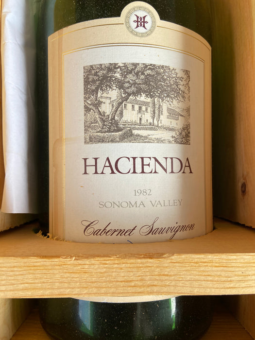 HACIENDA WOOD WINE BOX WITH LARGE BOTTLE