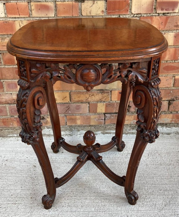 1930'S SMALL CARVED STAND