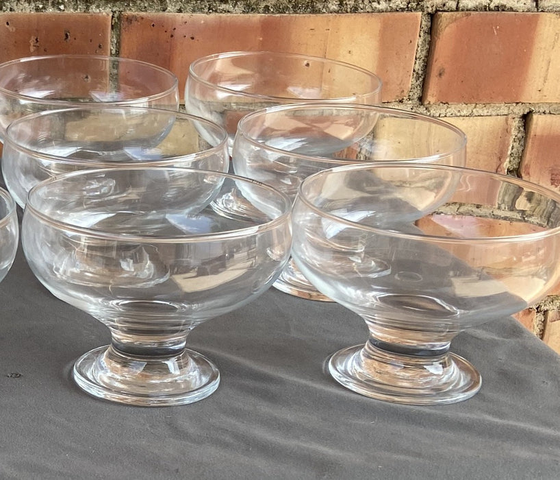 SET OF 6 CLEAR DESSERT GLASSES