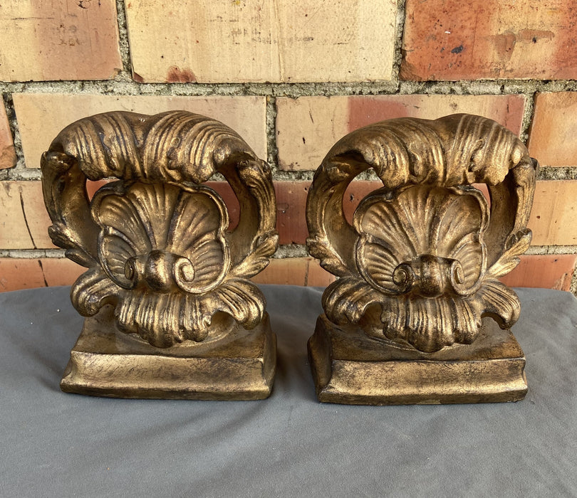 BRONZE LOOK SHELL BOOKENDS