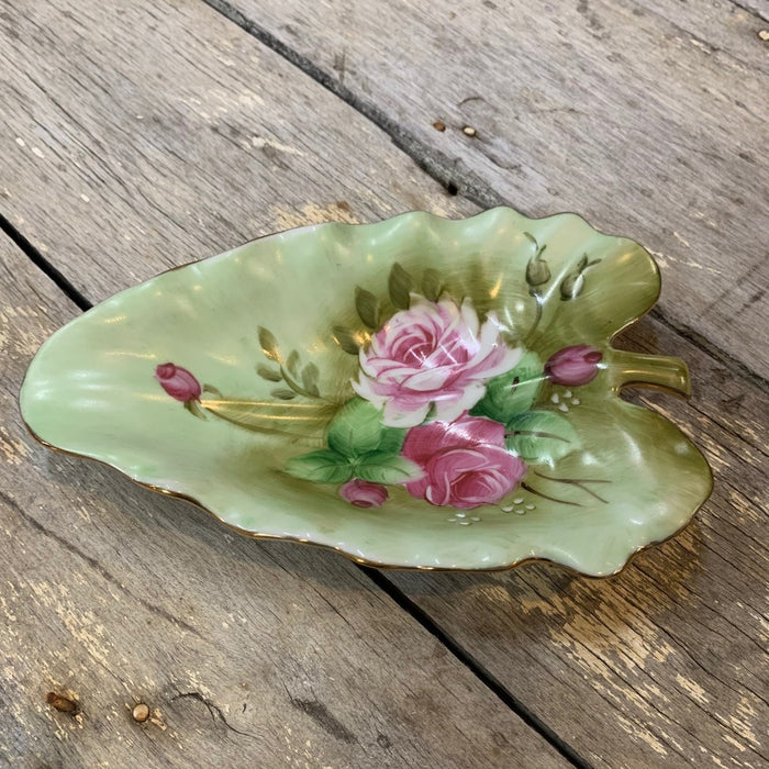 GREEN LEAF WITH PAINTED ROSES PORCELAIN DISH