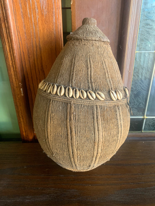 LARGE WOVEN COCONUT FORM BOX