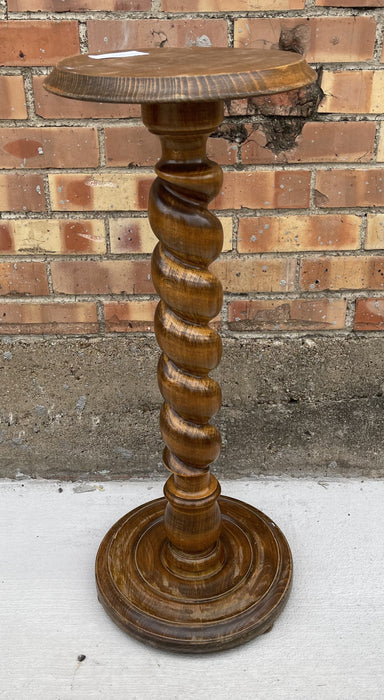 SMALL BARLEY TWIST PEDESTAL