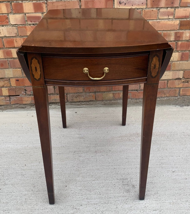 DROP LEAF MAHOGANY PEMBROOKE TABLE BY HICKORY CHAIR CO.