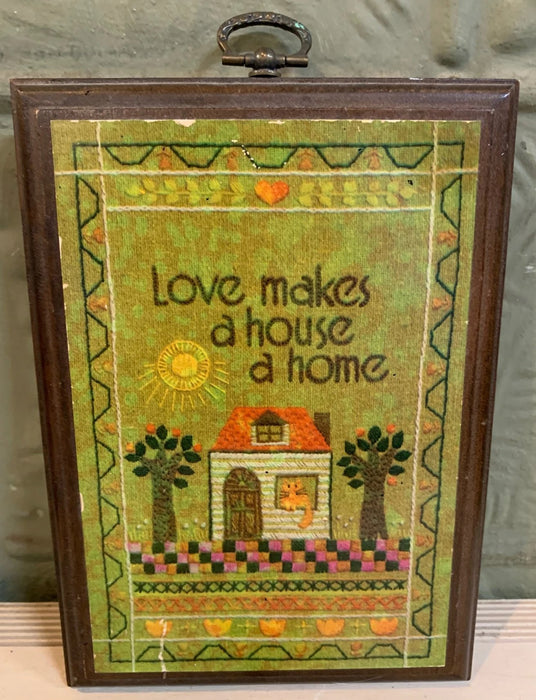 "LOVE MAKES A HOUSE A HOME" SMALL HANGING ART WITH CAT