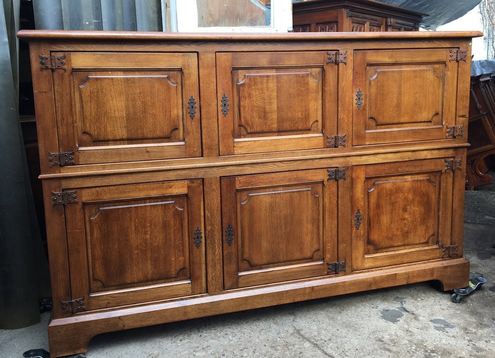 LARGE SIMPLE OAK CABINET WITH IRON HINGES