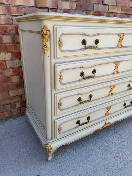 WHITE AND GOLD PAINTED 4-DRAWER FRENCH CHEST