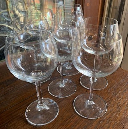 SET OF 8 CRYSTAL WINE GLASSES