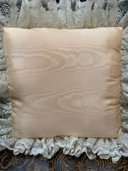 SQUARE LACE PILLOW