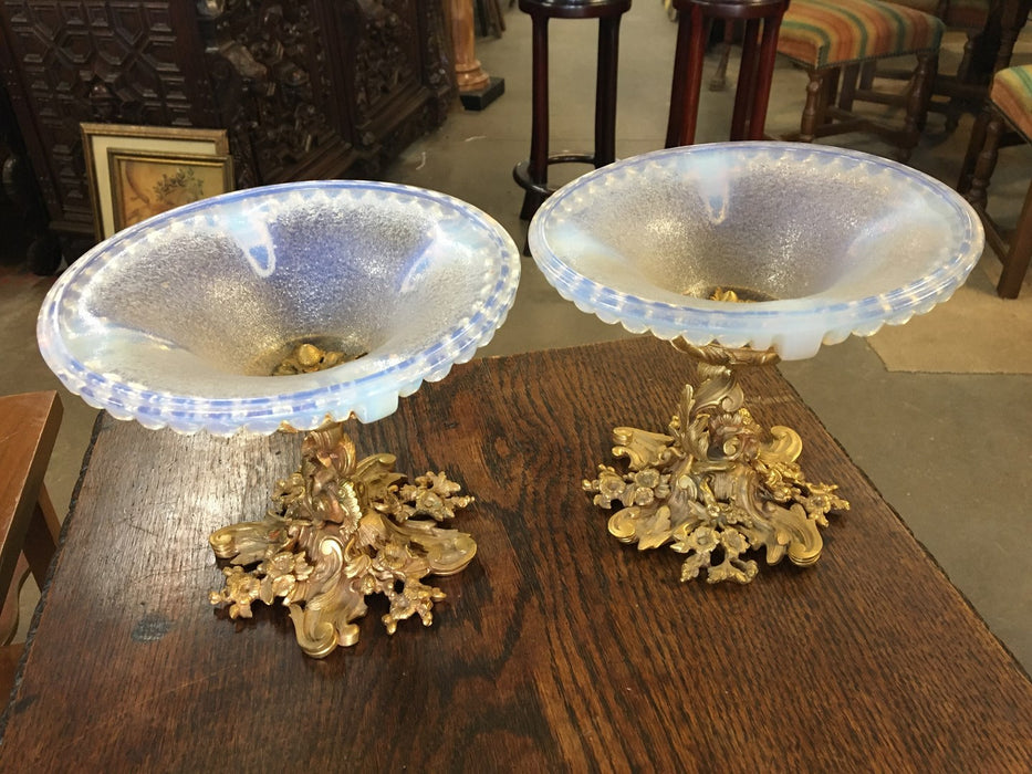 PAIR OF DORE BRONZE COMPOTES WITH OPALESCENT GLASS