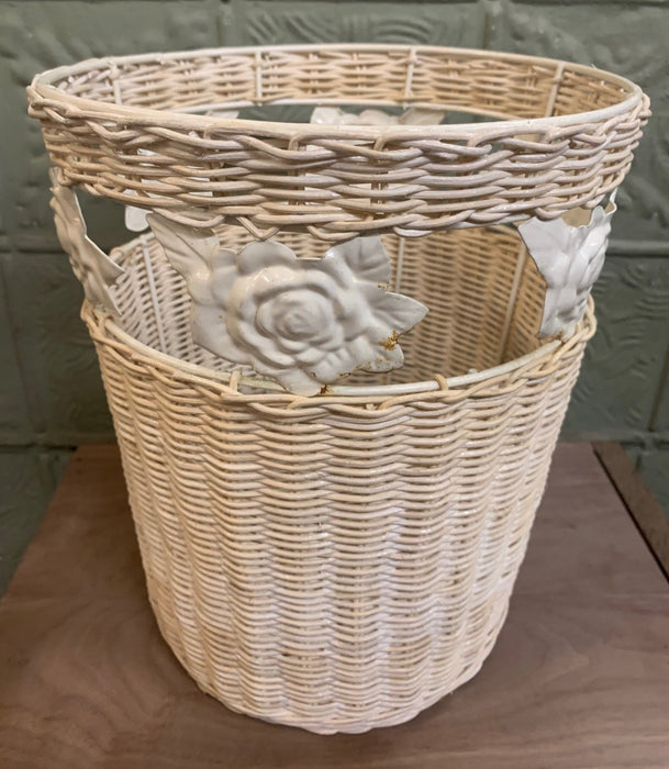 PAINTED WICKER AND METAL FLORAL PLANTER BASKET OR TRASH BIN