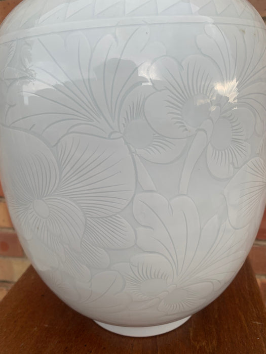 LARGE WHITE ASIAN INCISED FLORAL FOLIATE VASE