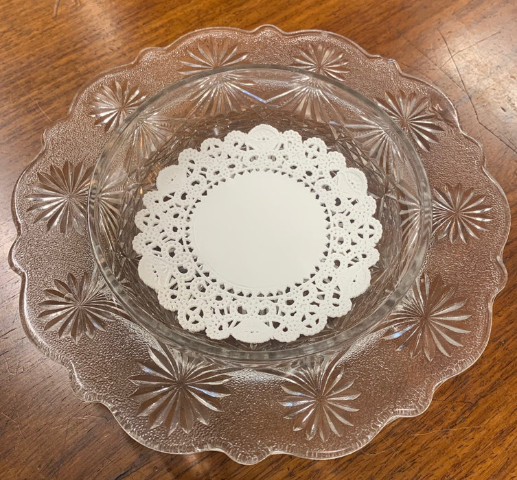 PATTERNED GLASS DISH