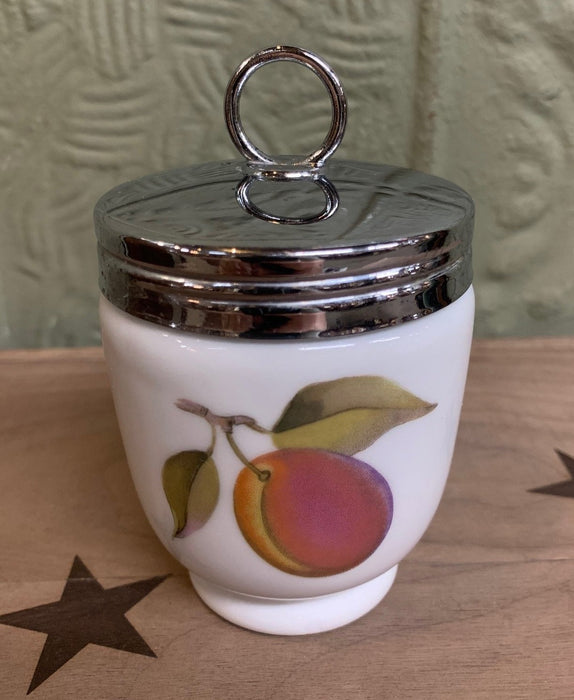 SMALL LIDDED ROYAL WORCESTER PORCELAIN JAR WITH FRUIT