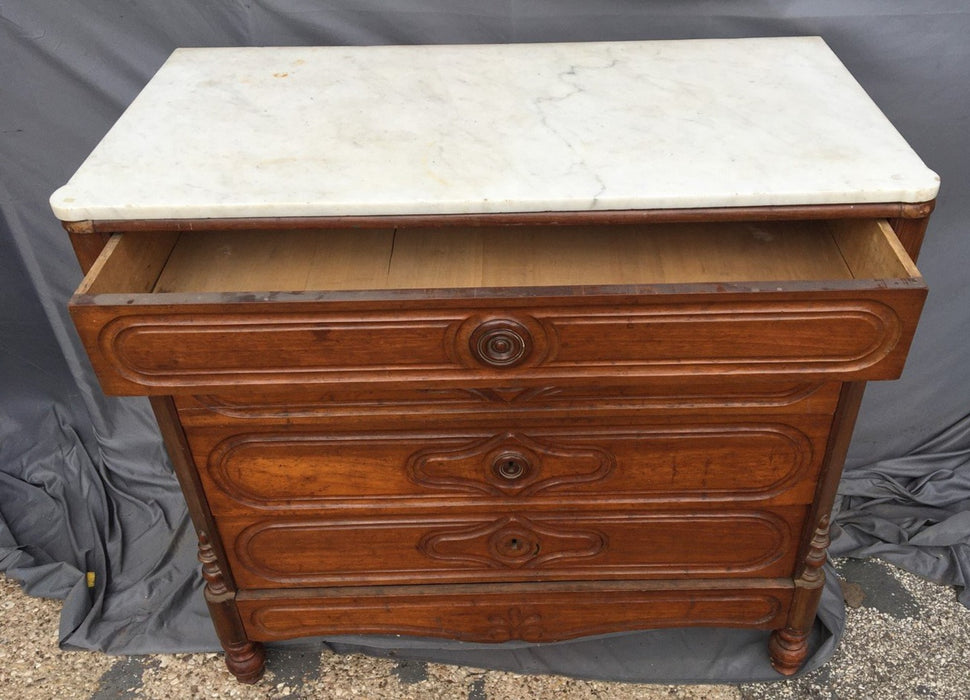 19TH CENTURY WALNUT MARBLE TOP TALL FOUR DRAWER CHEST OF DRAWERS