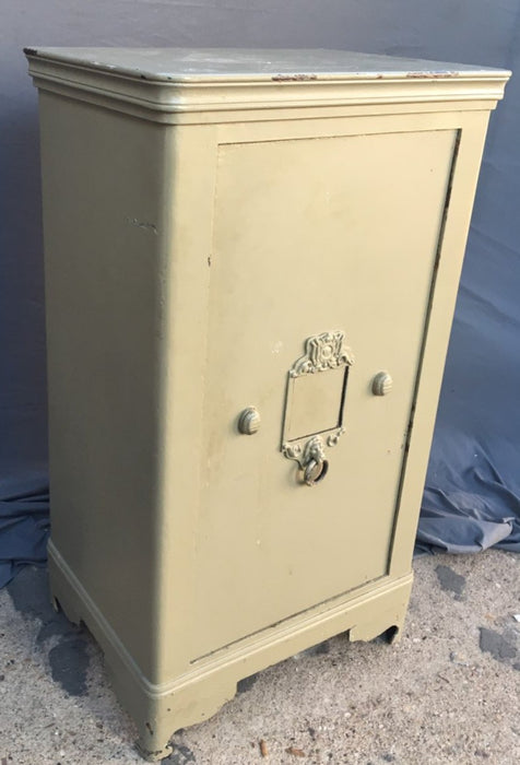 LARGE BELGIAN SAFE WITH KEY AND COMBINATION