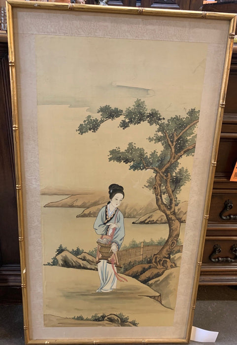 ASIAN LADY PAINTING ON SILK