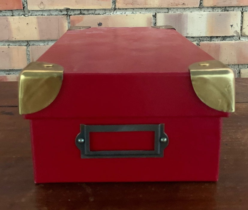 RED WITH BRASS CORNERS BOX