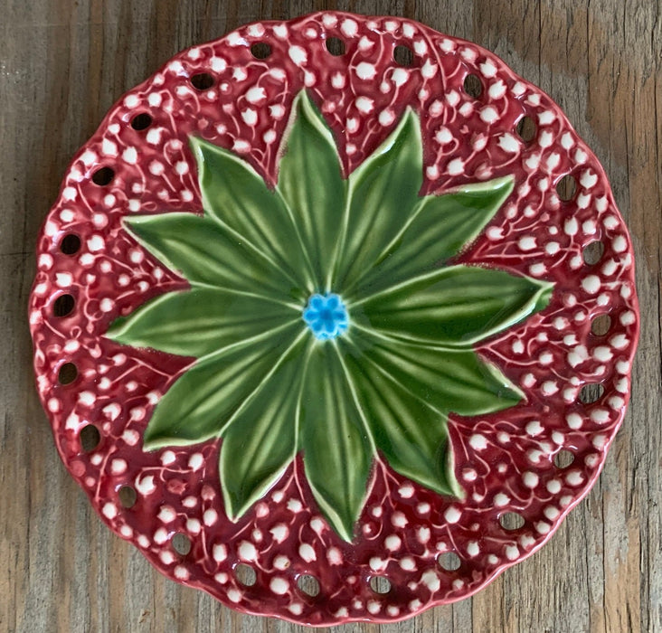 PORTUGESE MAJOLICA SMALL PLATE