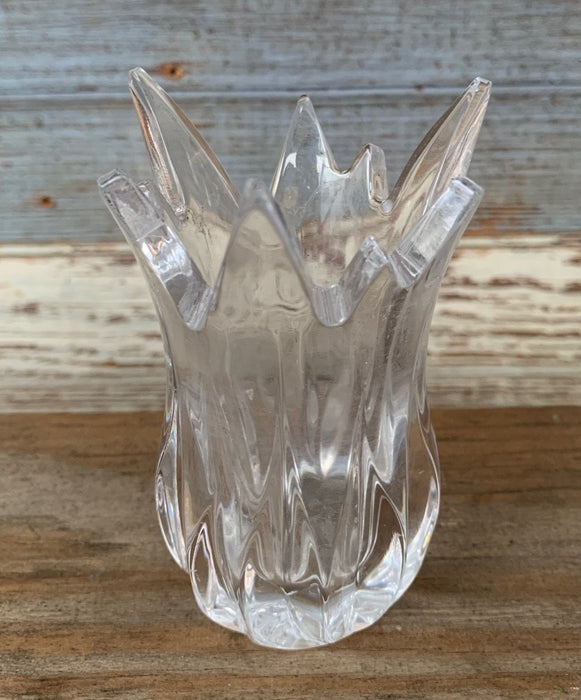 SMALL CRYSTAL VASE