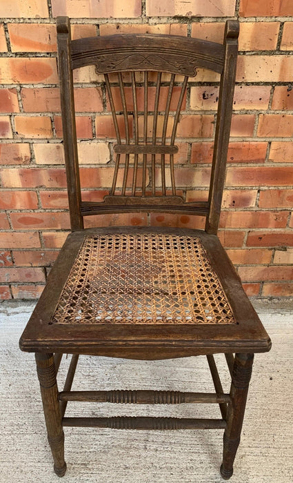 EASTLAKE 1880'S SINGLE CHAIR