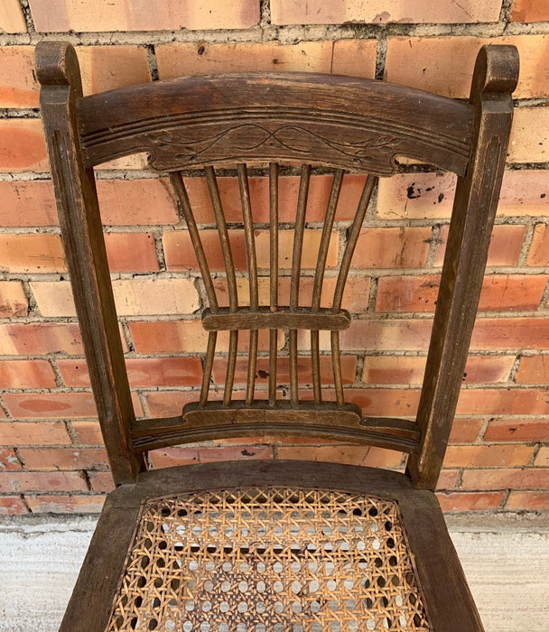 EASTLAKE 1880'S SINGLE CHAIR